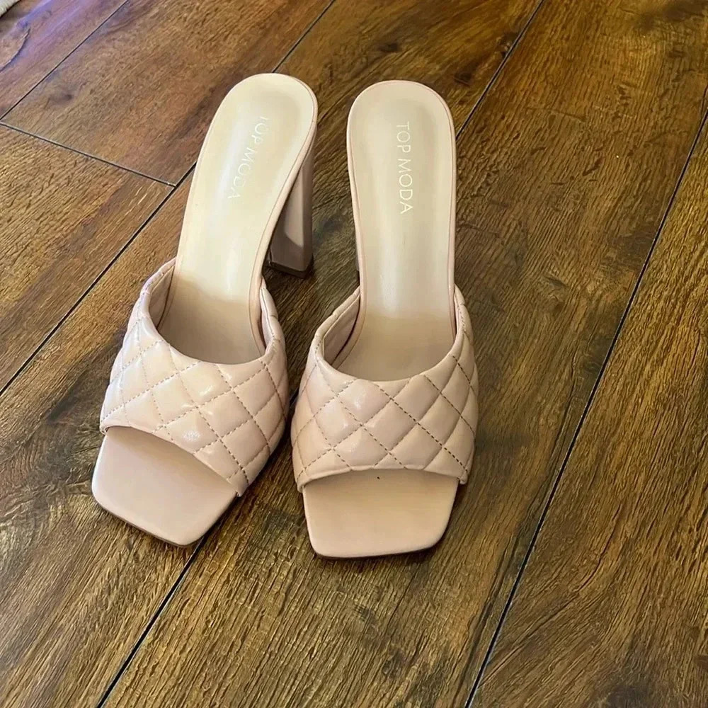 Top Moda Heel - Picture 2 of 5
